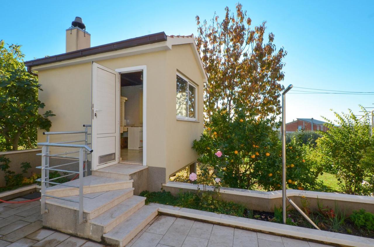 Apartmani Adela Solin Exterior photo